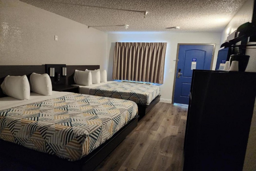 Motel6 Sacramento, CA – Natomas & SMF Airport 10/34