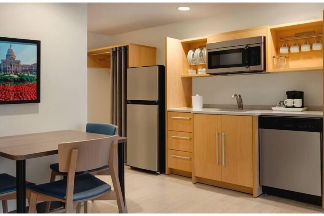 Home2 Suites by Hilton Austin South 11/26