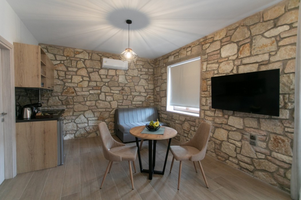 Michelangelo Suites & Apartments 25/69