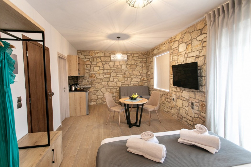 Michelangelo Suites & Apartments 22/69