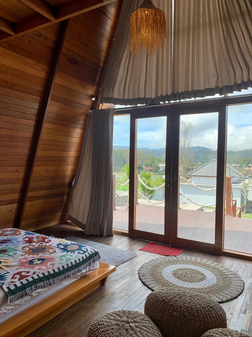 2 bedroom Joglo with Pool View، Volcano Side Bali by ZUZU 30/57