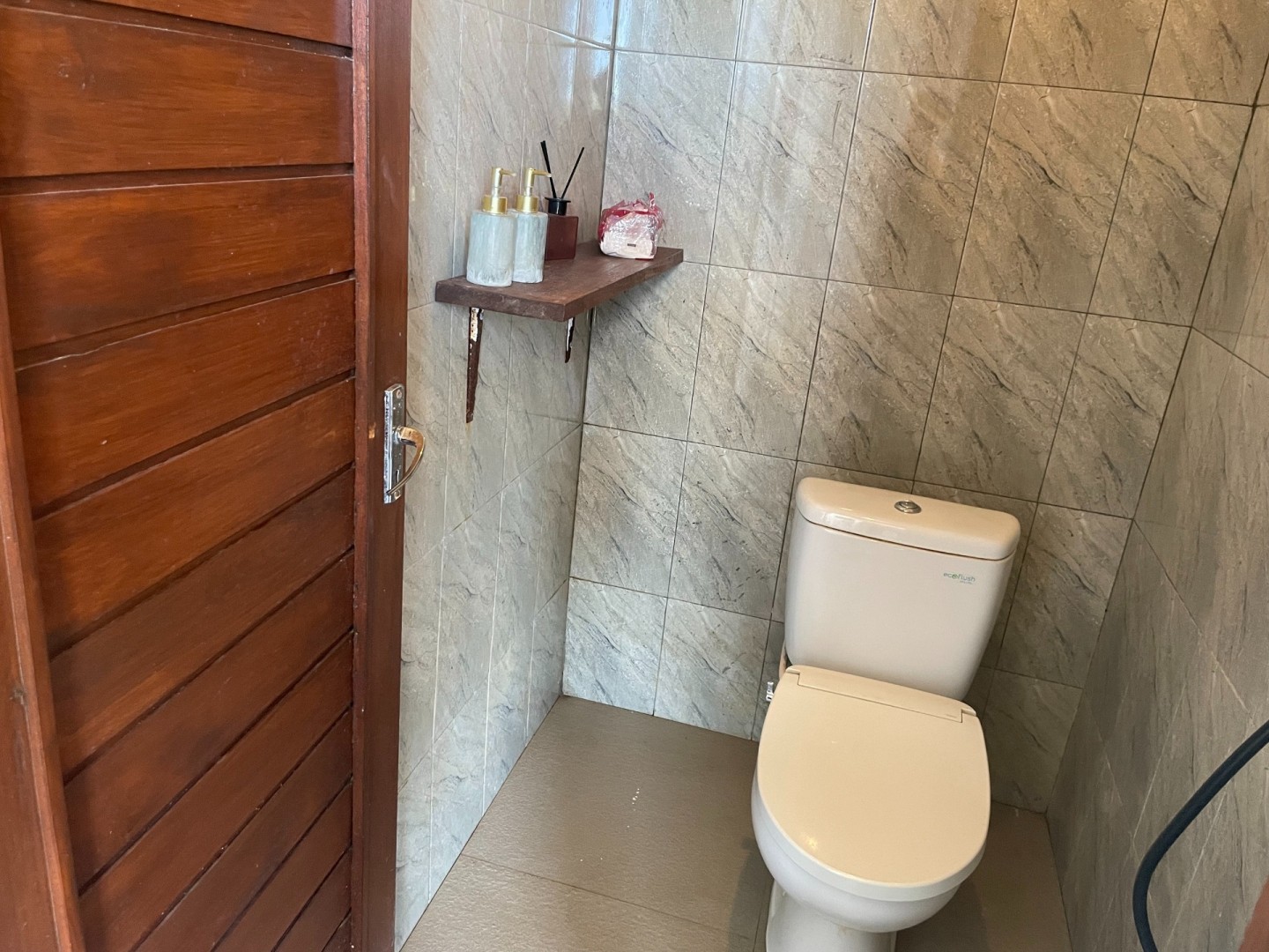 2 bedroom Joglo with Pool View، Volcano Side Bali by ZUZU 14/57