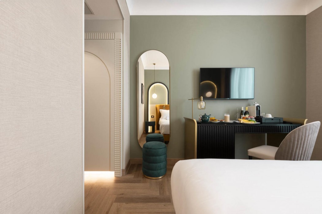 Je Rome Hotel 100/148