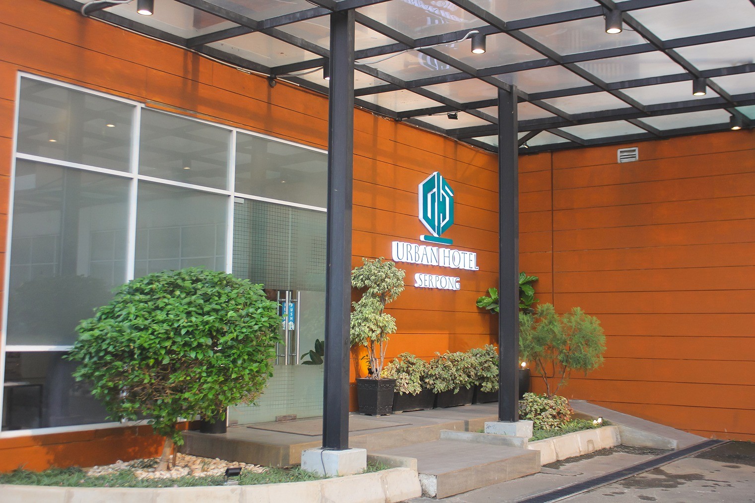 Urban Hotel Serpong by ZUZU 6/89