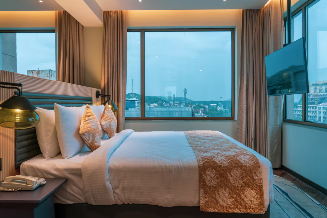 Ramada Encore By Wyndham Bhiwadi Phool Bagh Chowk 12/53
