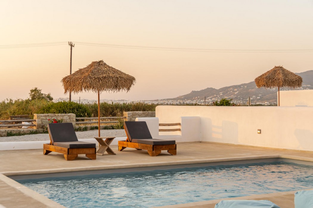 White Cocoon Exclusive villas 3/68