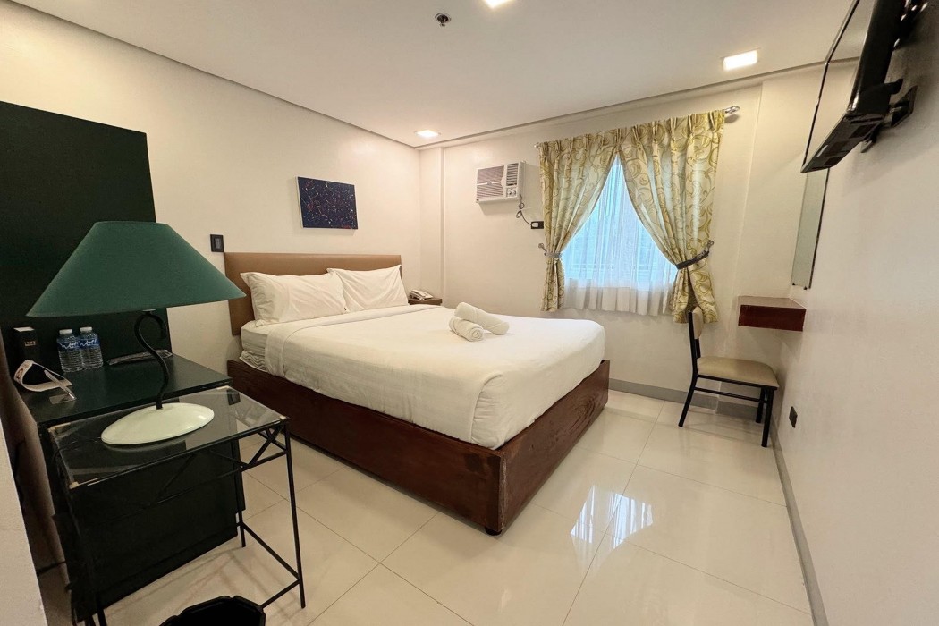 Belltower CSheLi Suites Bantay - Vigan by ZUZU 41/83