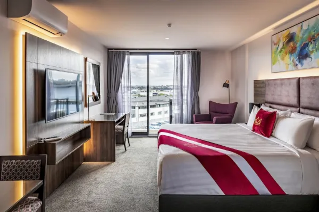 Marsden Suites Albany 16/56