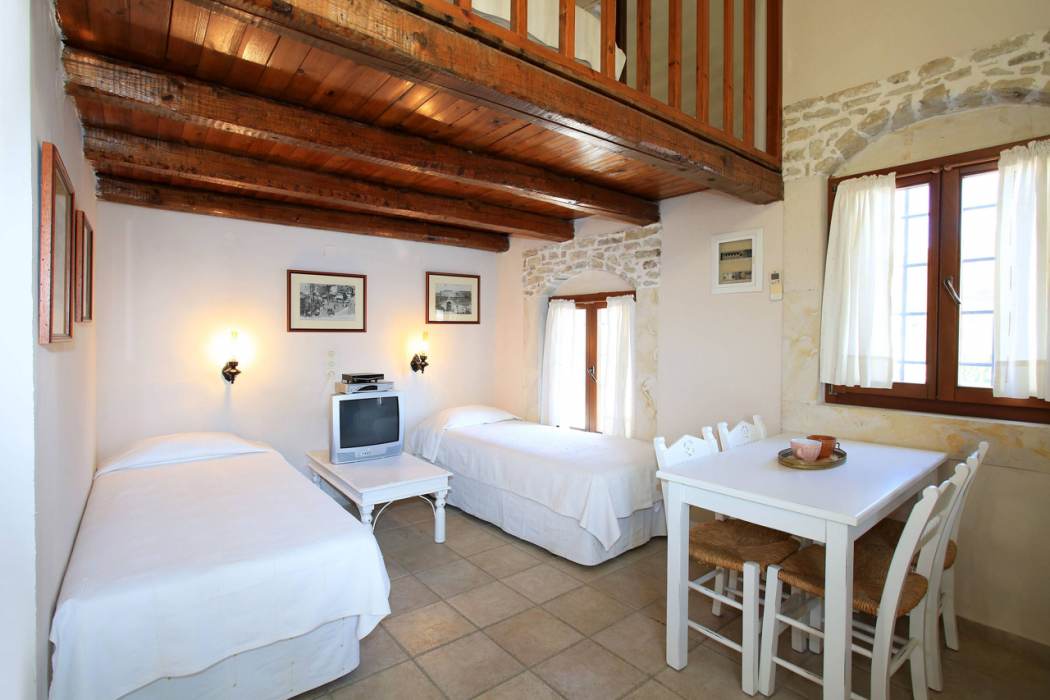 KAMILARI PASIPHAE VILLA 12/60