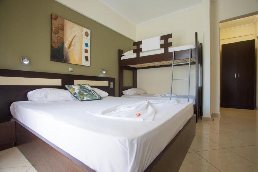 Villa Amalia Sun Beach 11/59