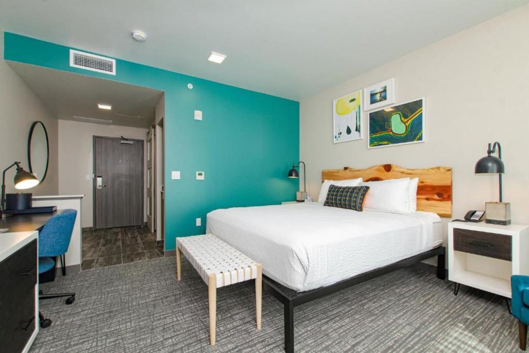 The Independence Hotel 14/55