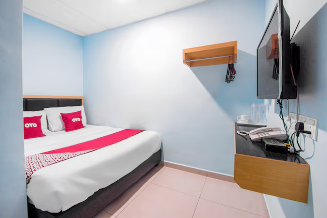 OYO 89842 Hotel 22, Northport 7/7