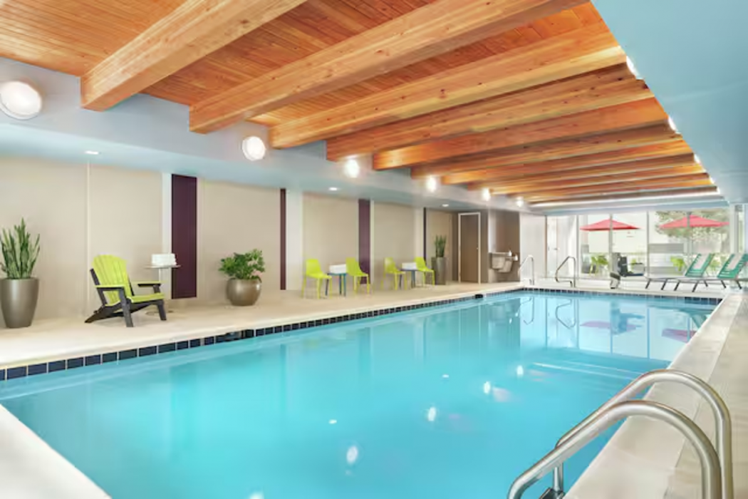 Home2 Suites by Hilton Camarillo 14/18