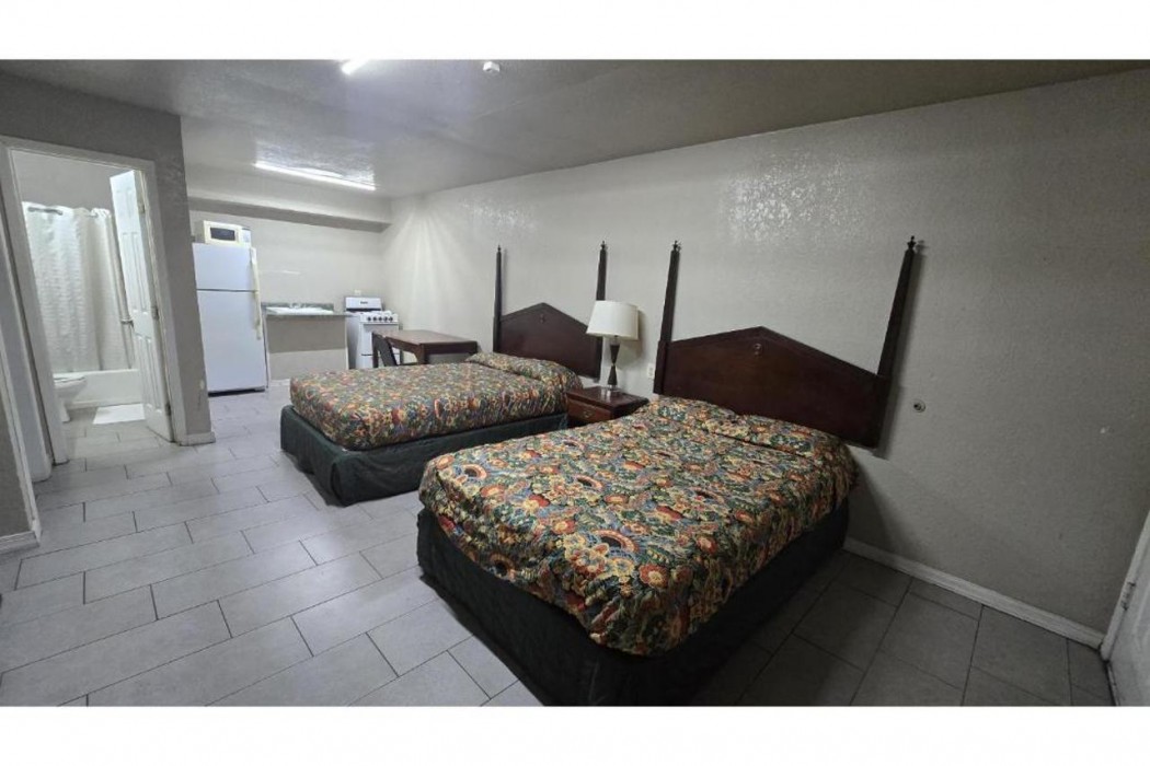 Super 7 Inn By OYO San Antonio N.W. Medical Center 12/16