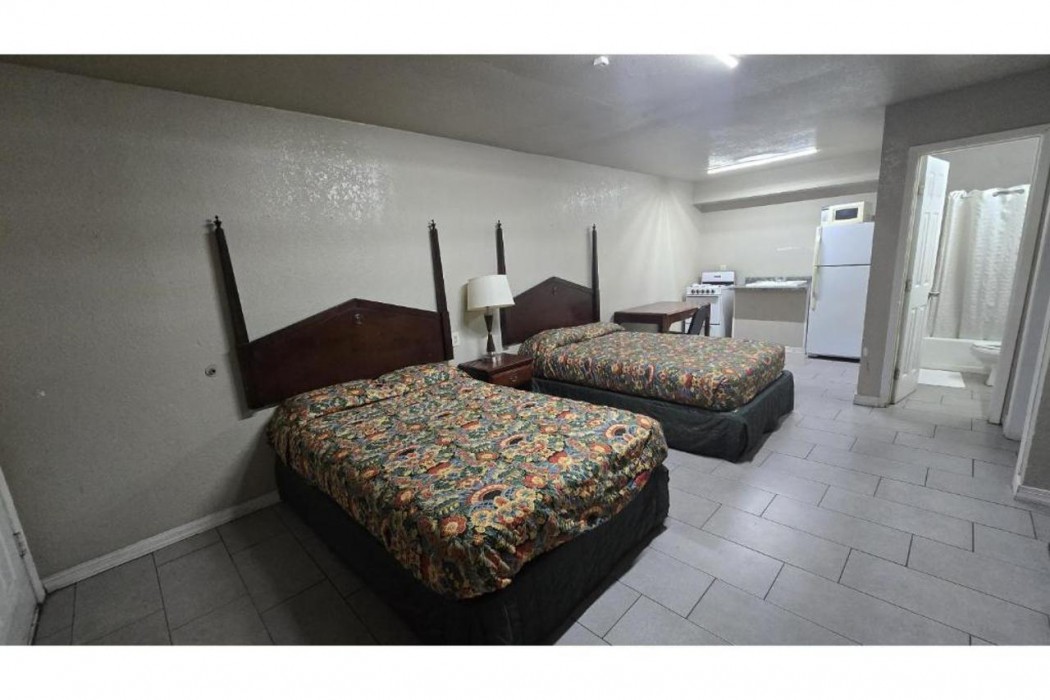 Super 7 Inn By OYO San Antonio N.W. Medical Center 11/16