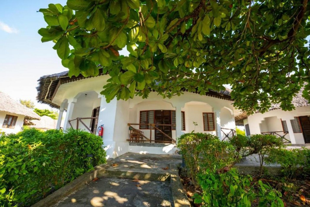 Zanzinite Beach Spa Hotel 6/39