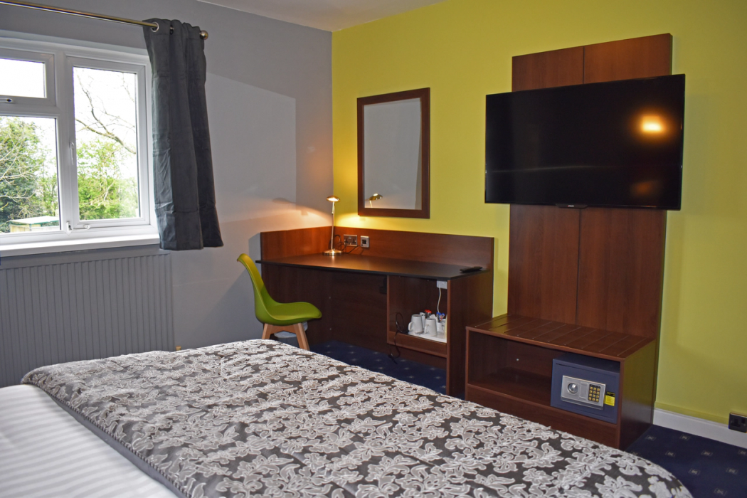Quality Hotel Coventry 10/27