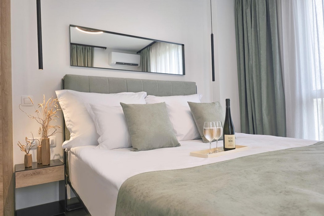 Azur Premium Resort 18/75