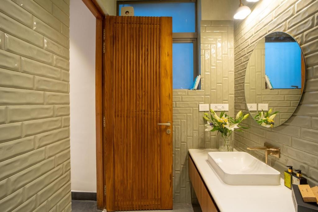 ELIVAAS 3BHK with Pvt Pool Mirai Taurus 22/79