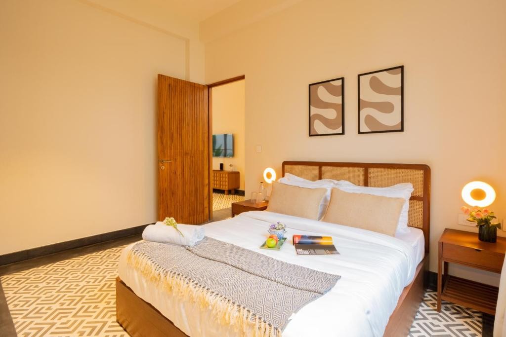 ELIVAAS 3BHK with Pvt Pool Mirai Taurus 17/79