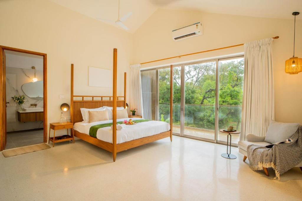 ELIVAAS 3BHK with Pvt Pool Mirai Taurus 13/79