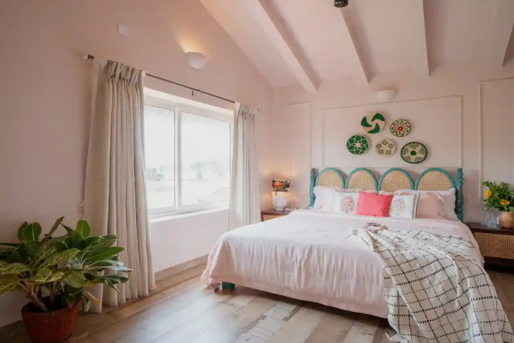 ELIVAAS BluDoor 5BHK Villa, Assagao 14/65