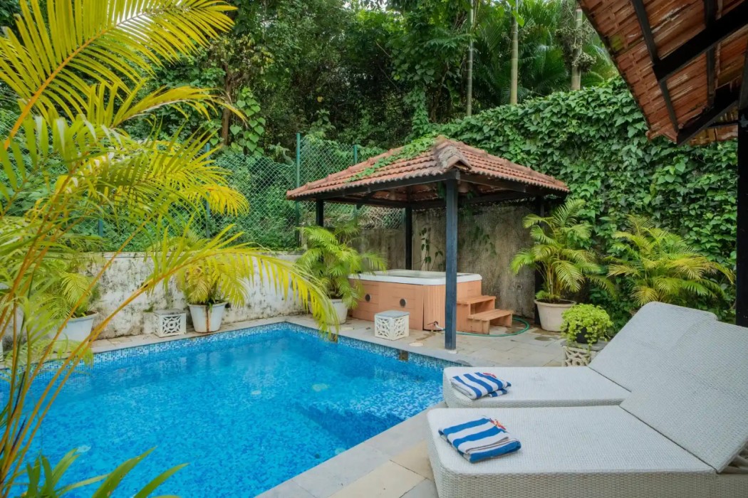 ELIVAAS Monforte Ayada | 3 BHK with Pvt Pool and Jacuzzi 30/30