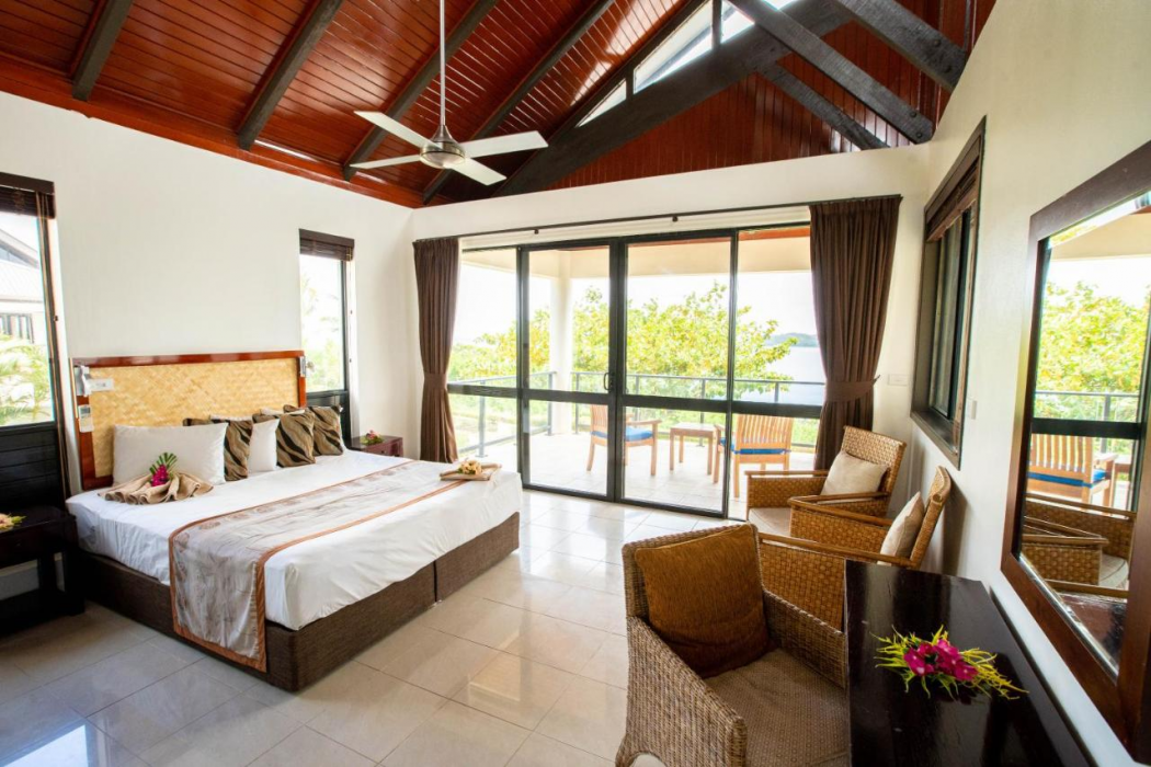 Dreamview Villas 12/60