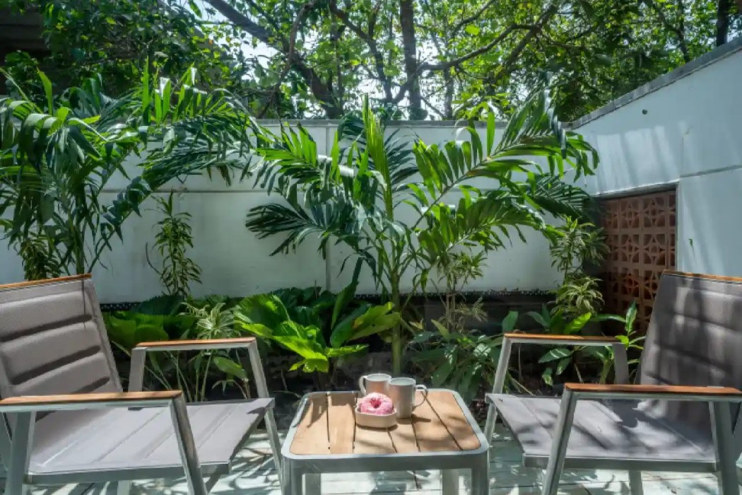 ELIVAAS Cloud 7 4 BHK Villa with Pvt Pool 29/72