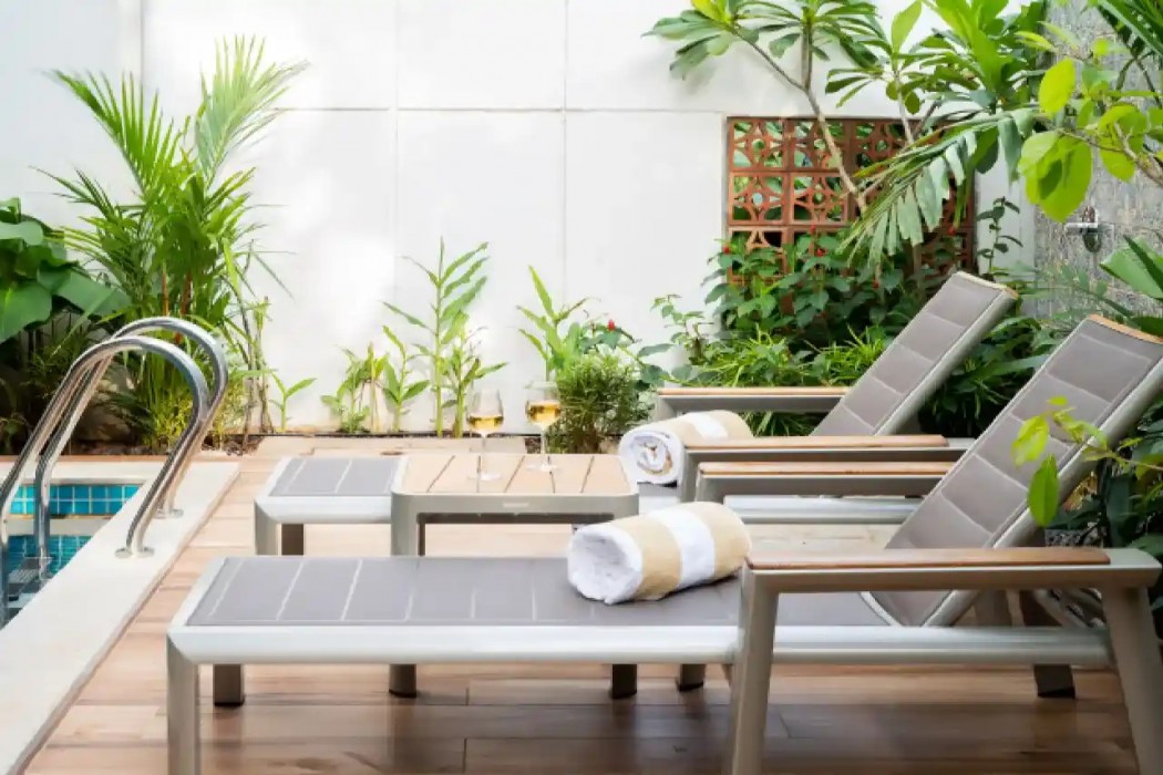 ELIVAAS Cloud 7 4 BHK Villa with Pvt Pool 38/72