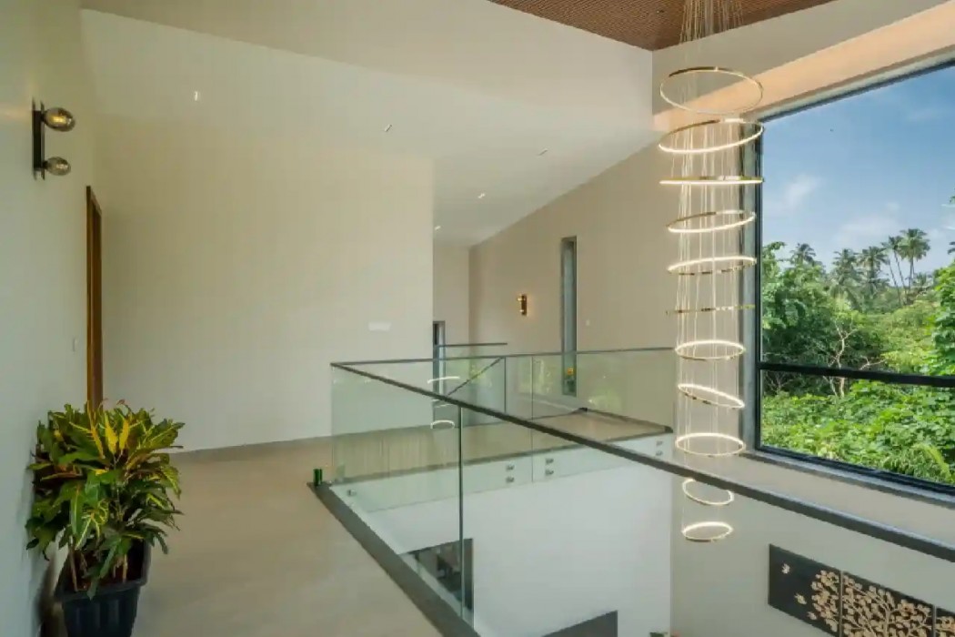ELIVAAS Cloud 7 4 BHK Villa with Pvt Pool 28/72
