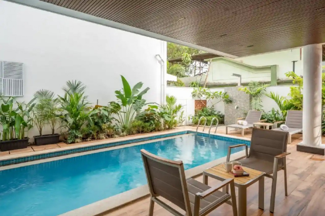 ELIVAAS Cloud 7 4 BHK Villa with Pvt Pool 40/72