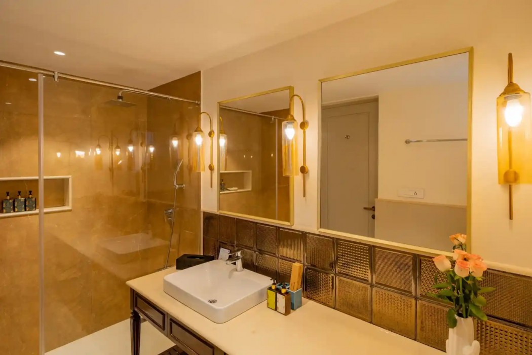 Elivaas Celest - 4 BHK Villa with private pool, Arpora 6/59