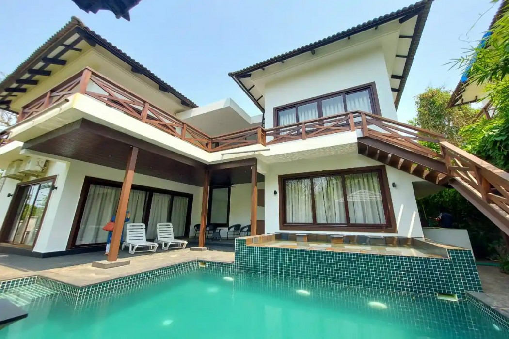 Elivaas Indah - Lux. 4BHK Villa with Private Swimming Pool photo2