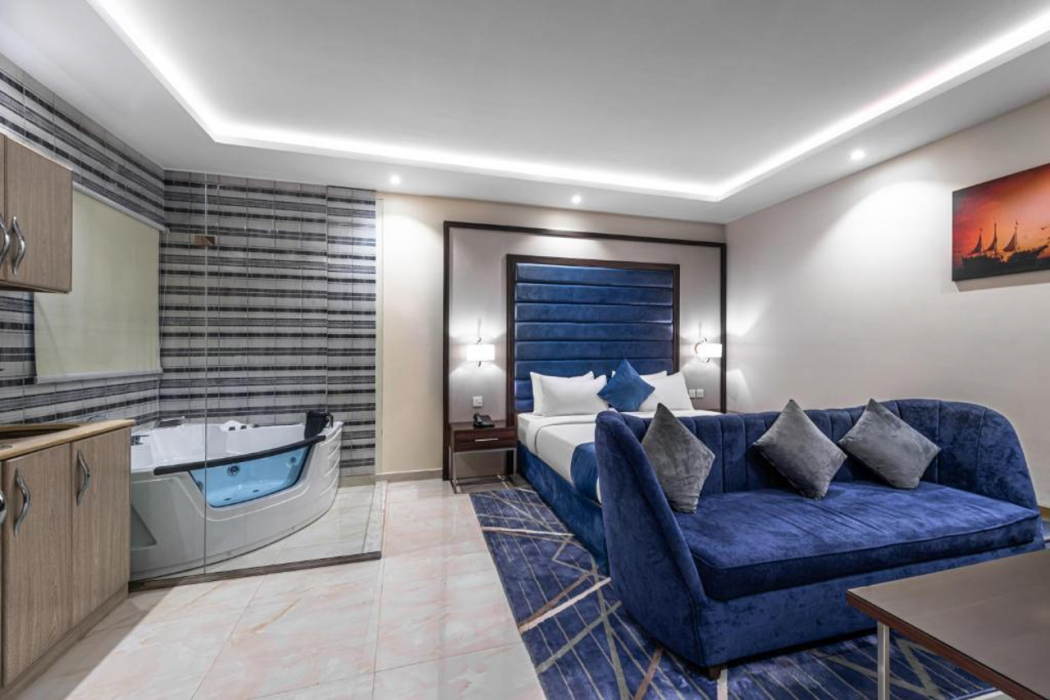 Al Qasr Hotel Suites Airport 9/16