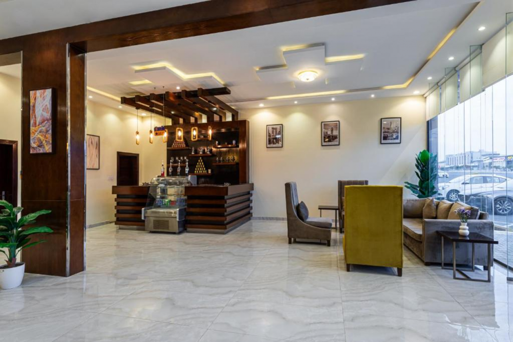 Al Qasr Hotel Suites Airport 13/16