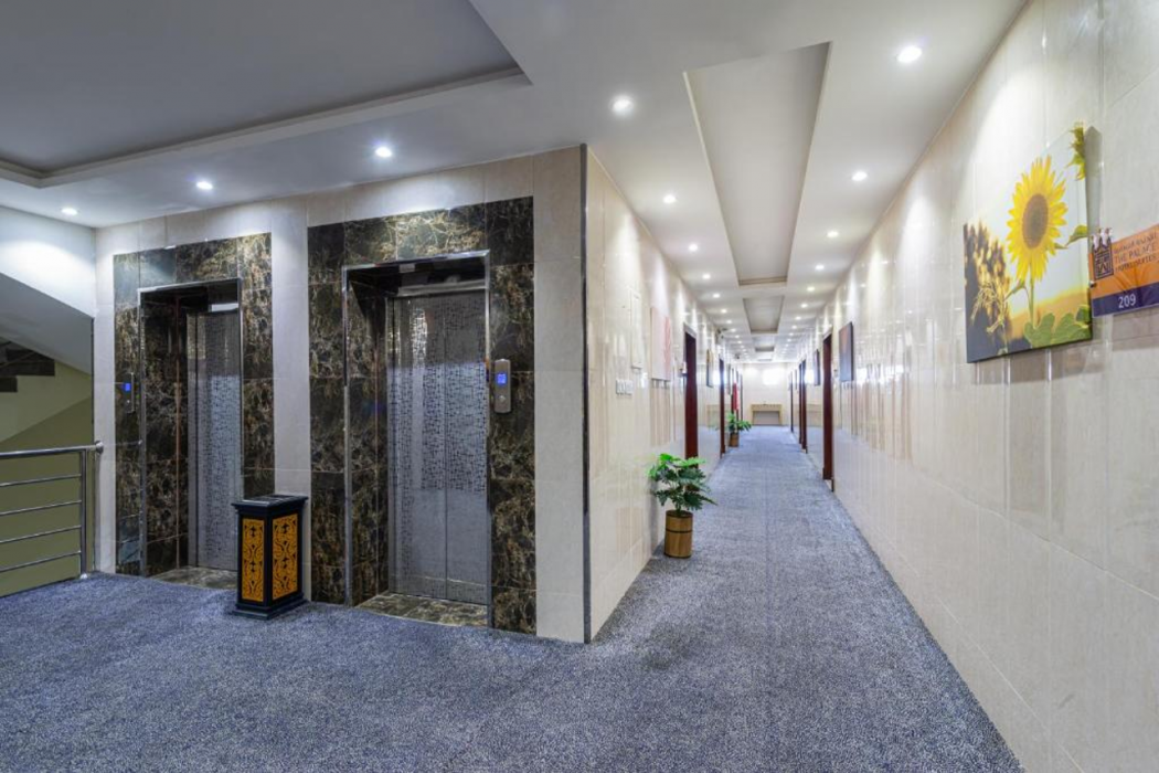 Al Qasr Hotel Suites Airport 14/16
