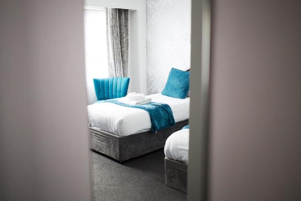 Orwell Hotel 7/67