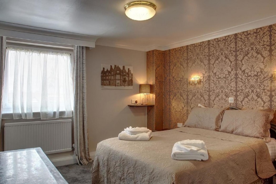 Orwell Hotel 10/67