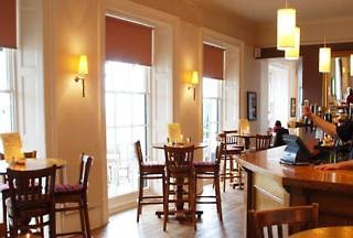 Royal Hotel 19/34