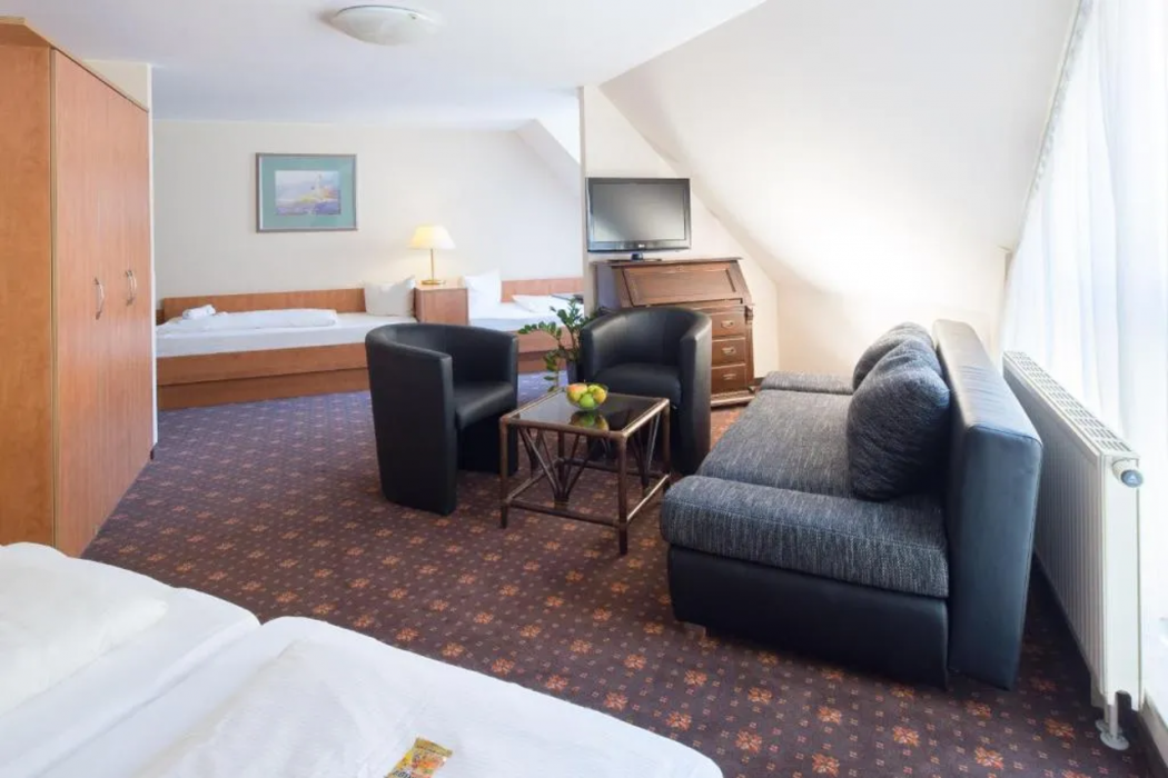 Maximilian Hotel & Apartments Weil am Rhein / Basel 8/29
