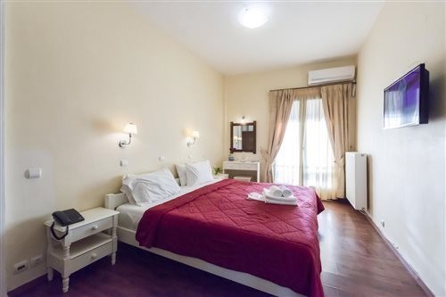 Akrogiali Hotel 8/75