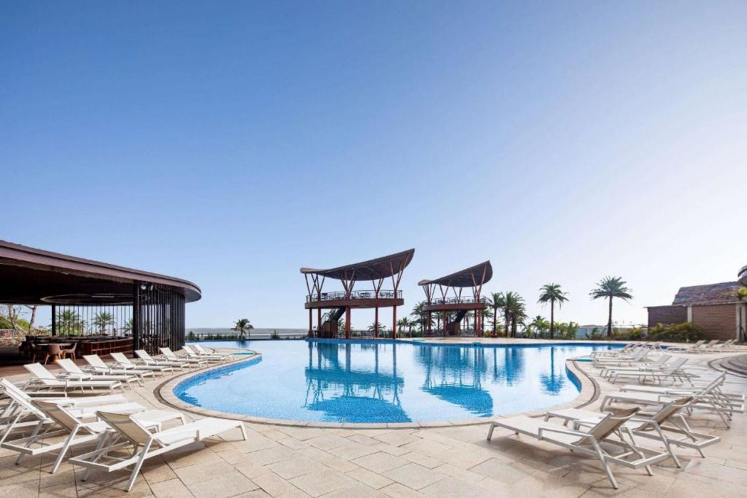 Days Hotel by Wyndham Fangchenggang Bailang Beach 15/25