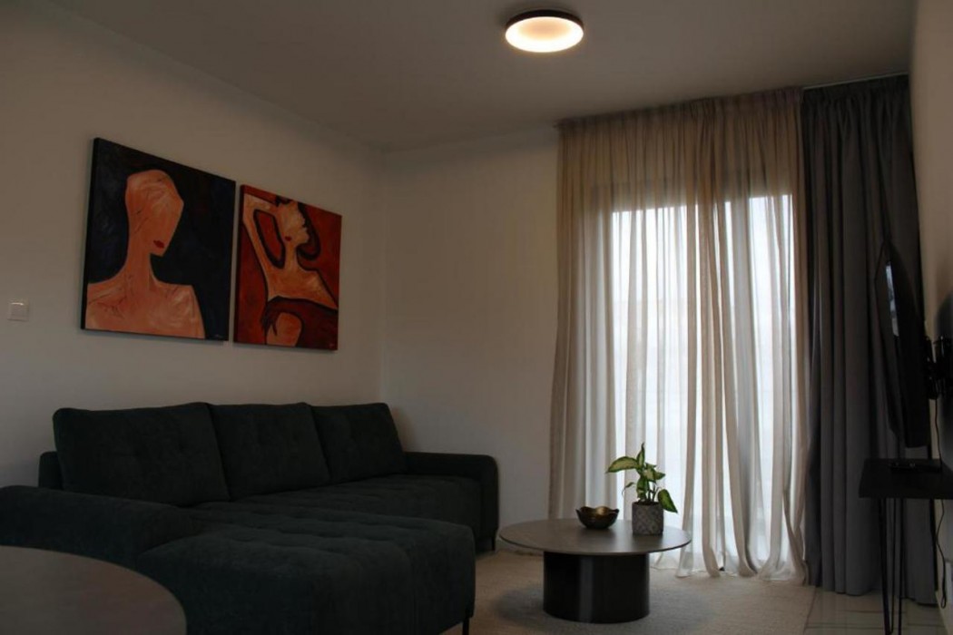 Hypnos Residence 8/25