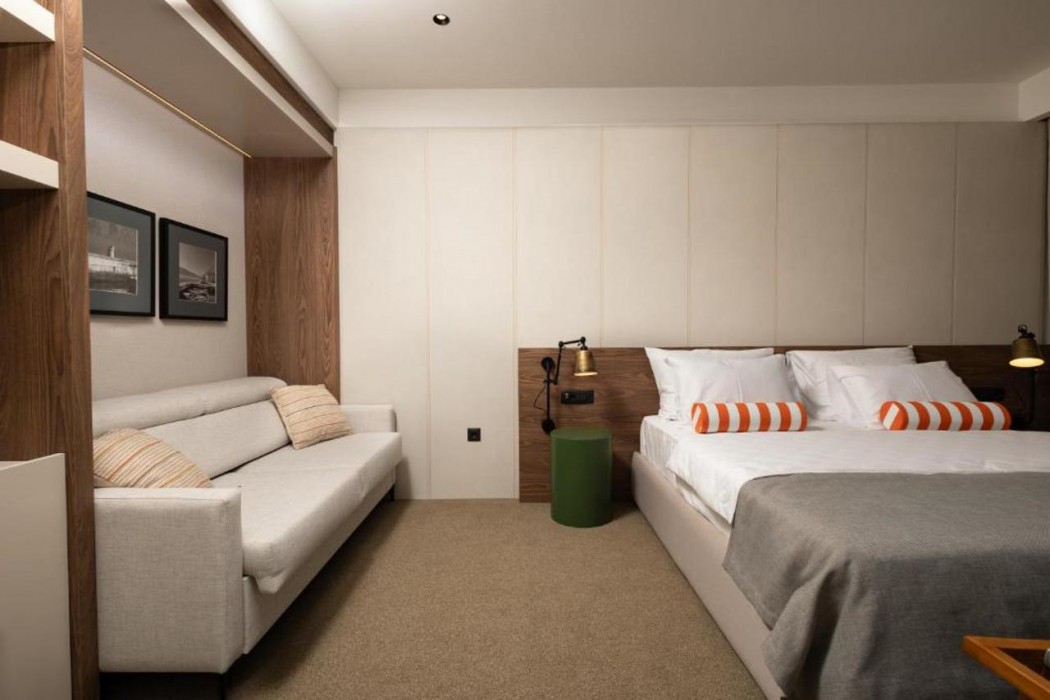 Infinity Hotel & More 10/49