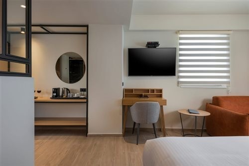 Hyperion City Hotel & Spa 15/70