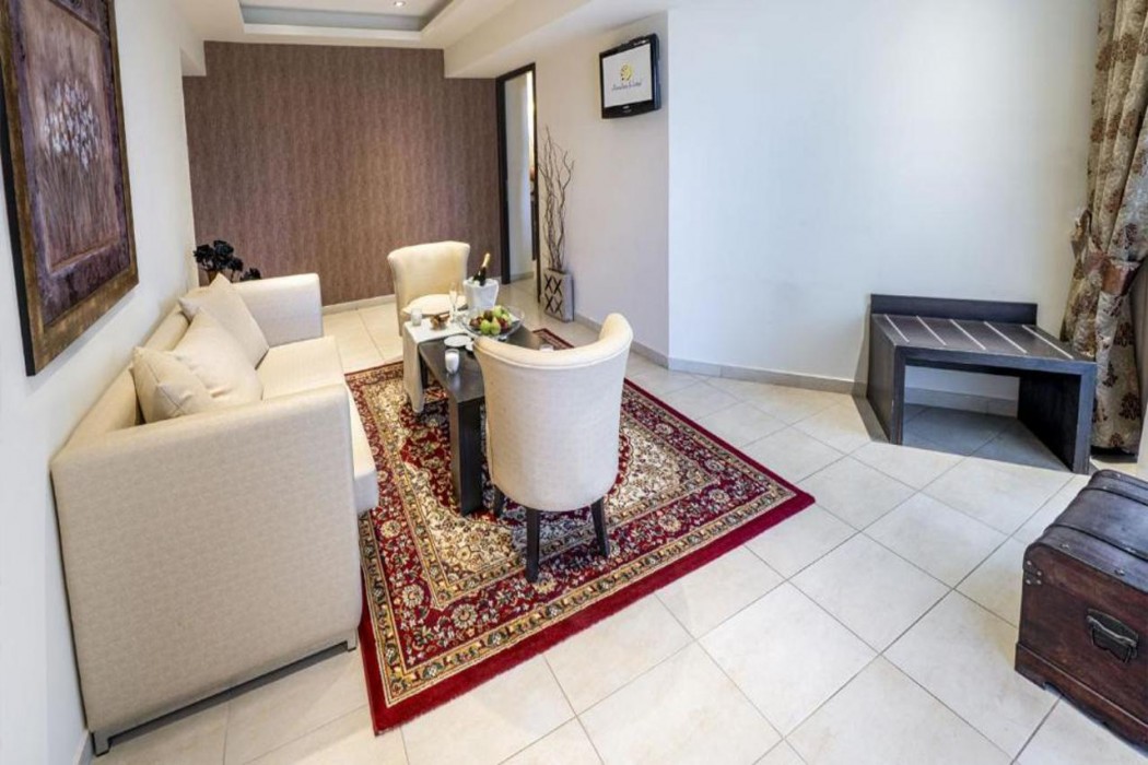 Amalias Hotel 23/45