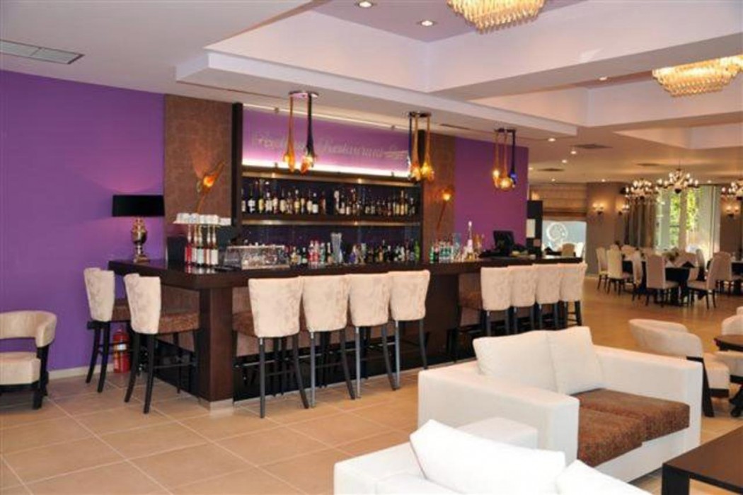 Amalias Hotel 34/45