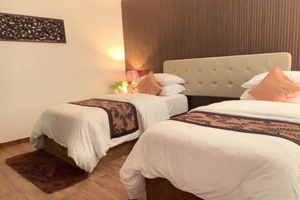 Himeyn Beach Inn - Ocho Homes by Eight Continents 6/27