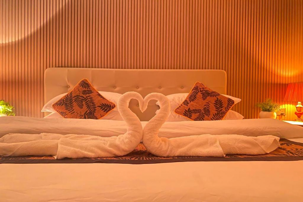 Himeyn Beach Inn - Ocho Homes by Eight Continents 7/27